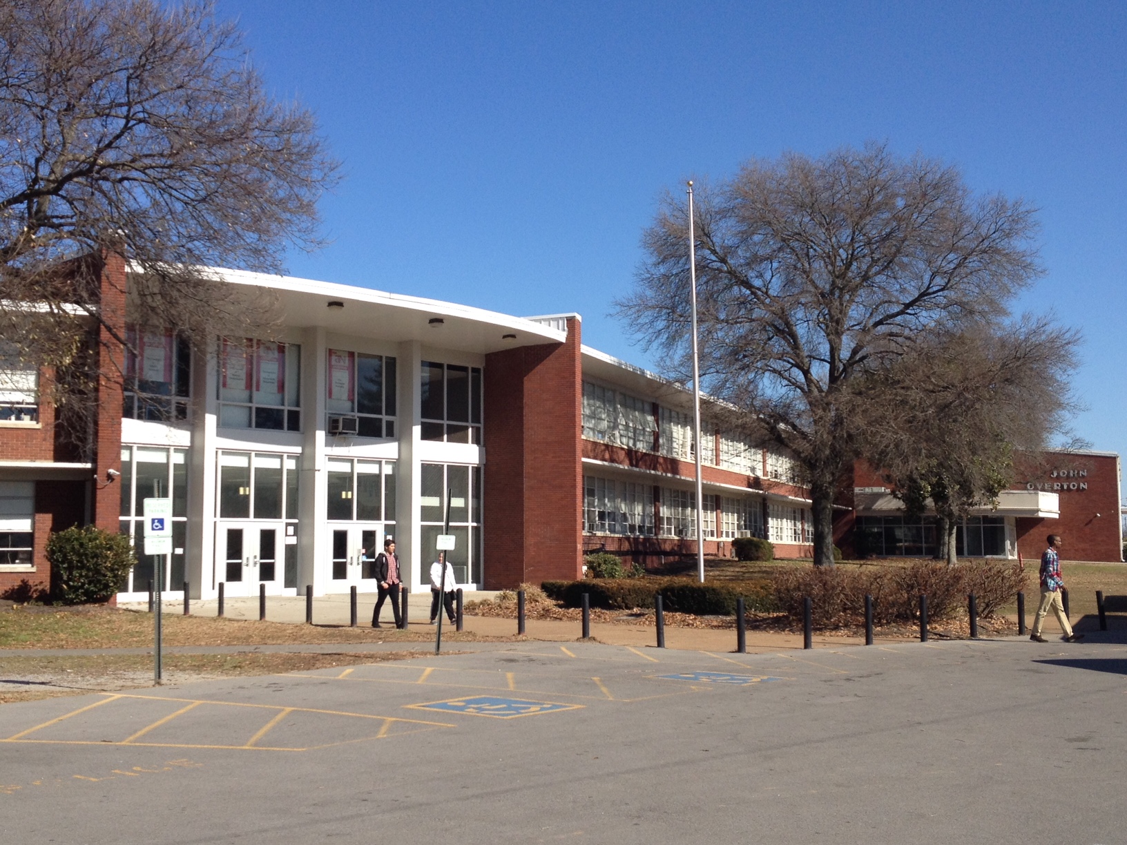 school roofing repair and maintenance services